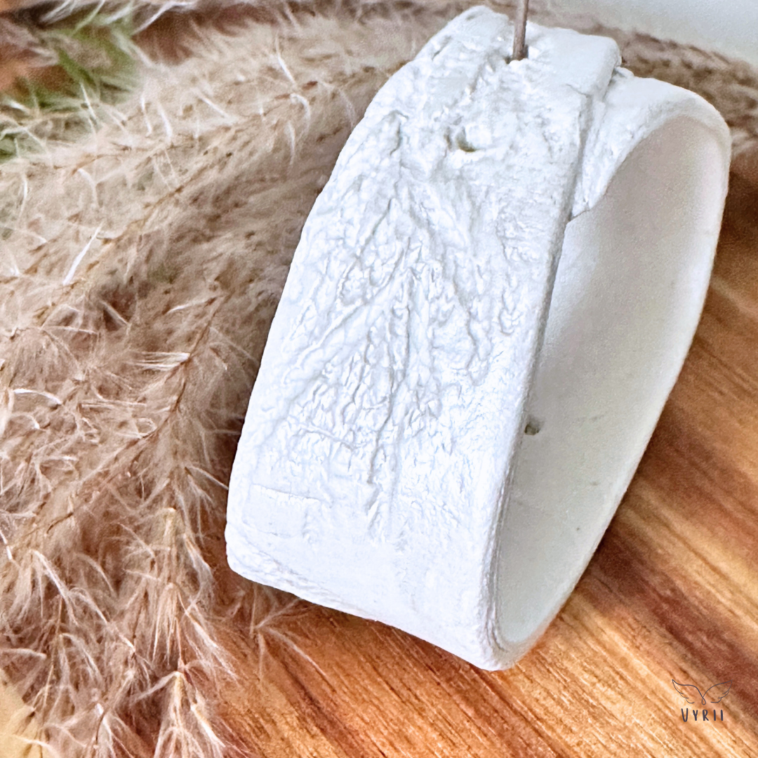 Folded Leaf Vase: Farndale