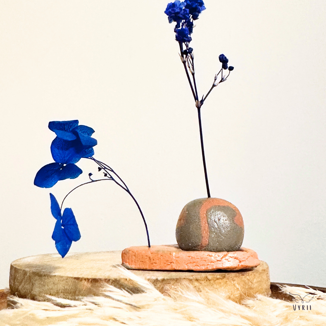 Miniature Pebble & Ring Stand Set: Gordale