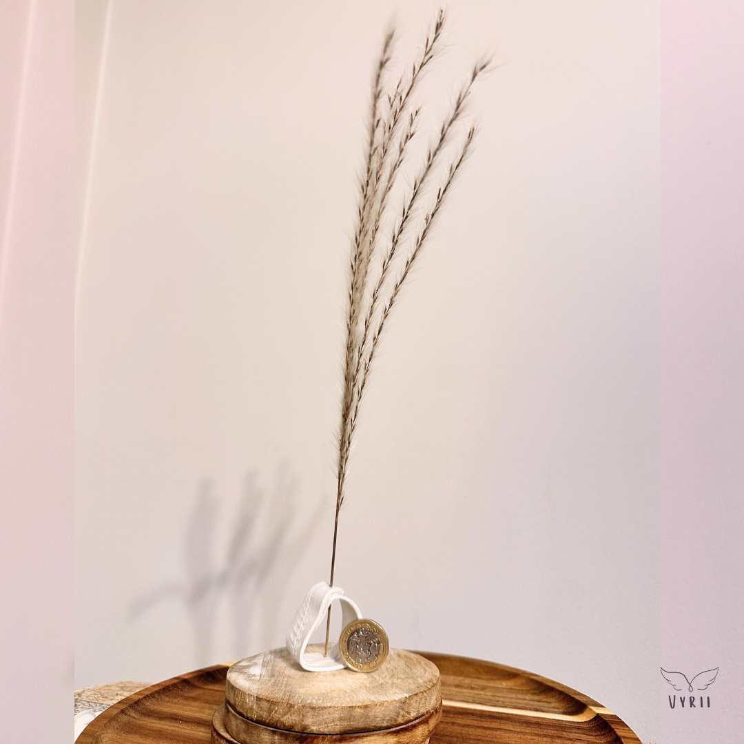 Miniature Folded Leaf Vase - Hutton