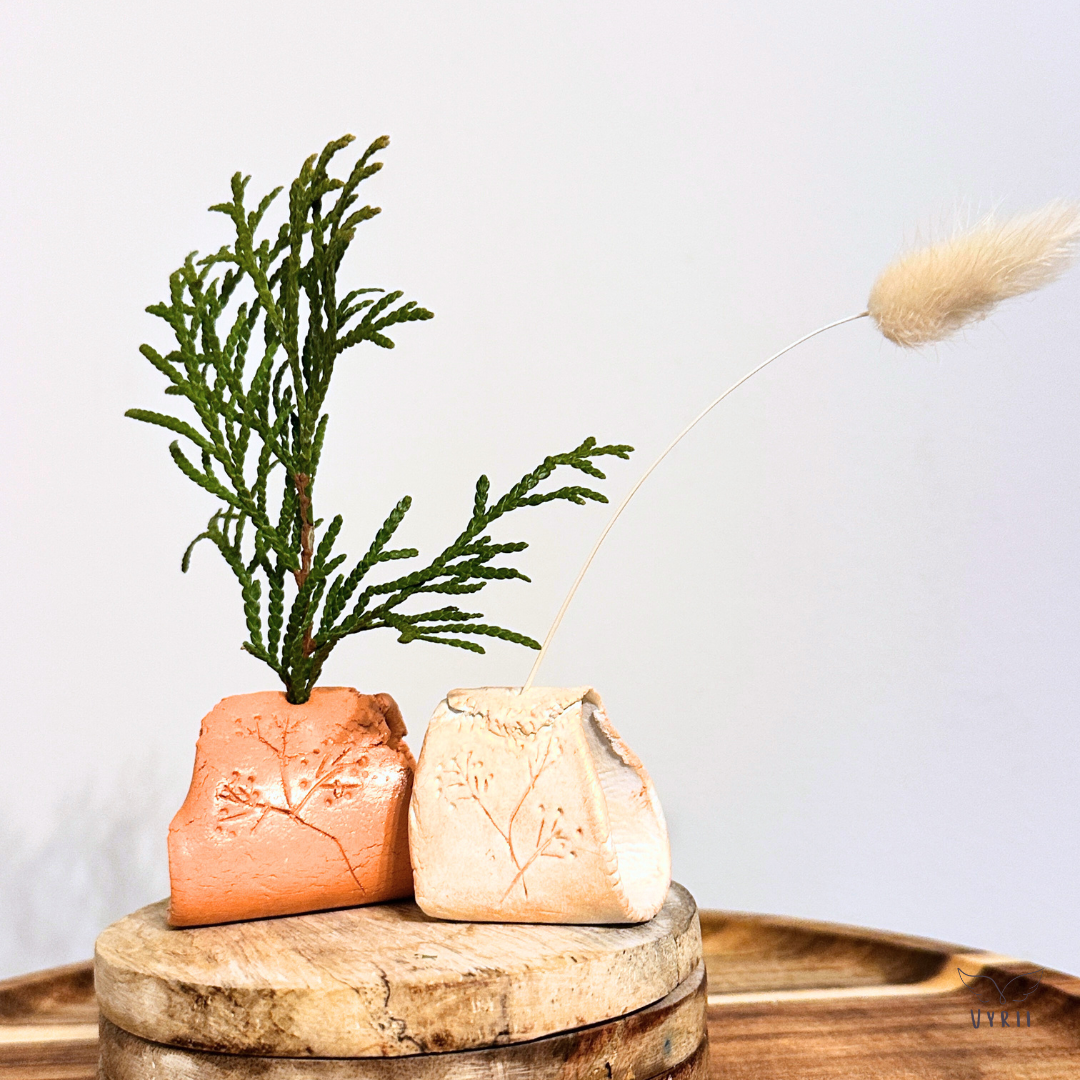 Miniature Pressed Leaf Vases: Rievaulx