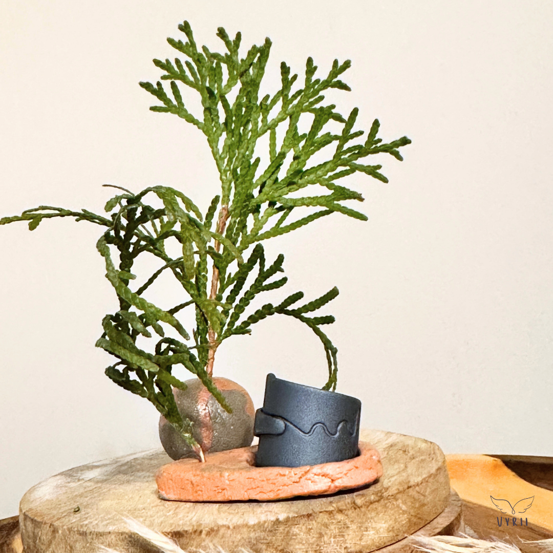 Miniature Pebble & Ring Stand Set: Gordale