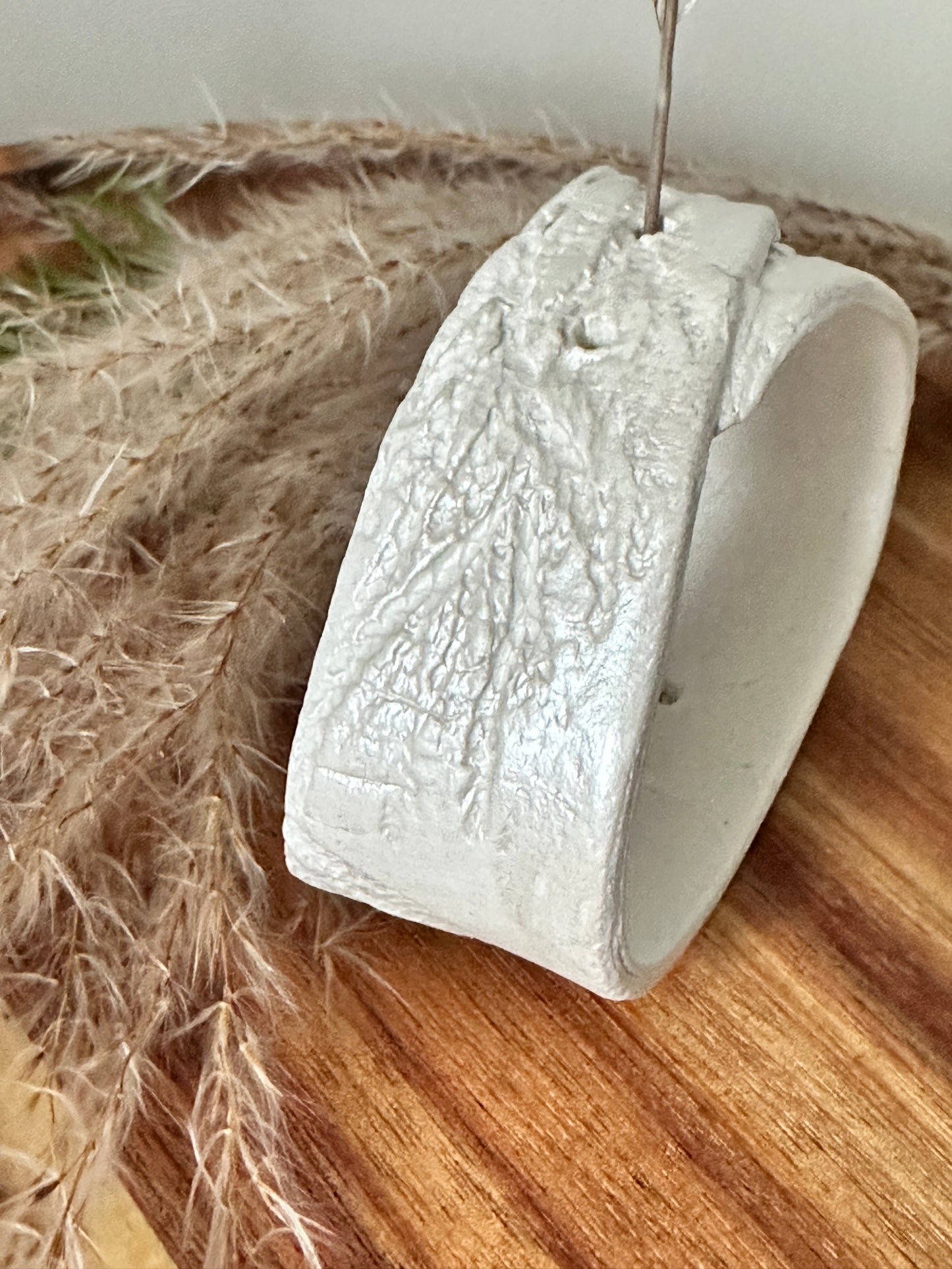 Folded Leaf Vase: Farndale