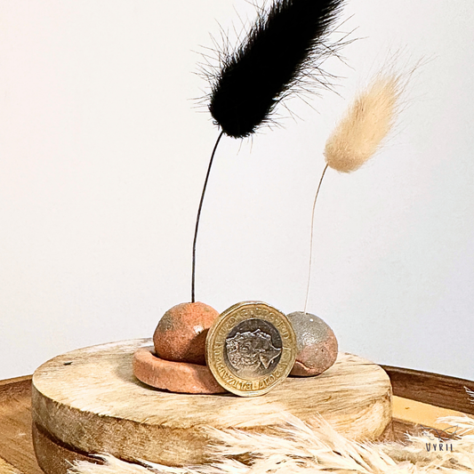Miniature Pebbles & Ring Stand Set: Sutton