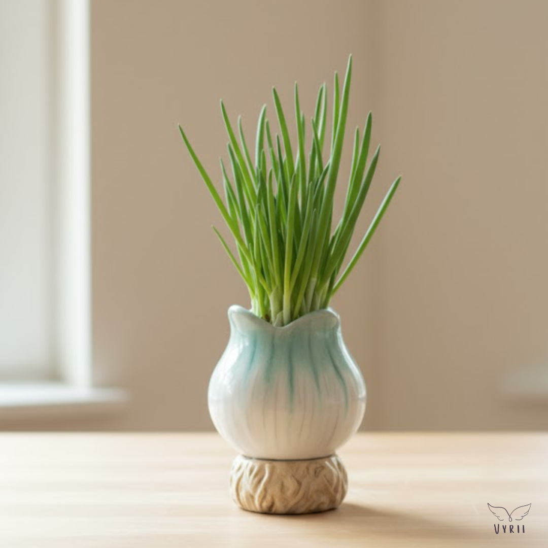 Onion Plant Pot: Light Green