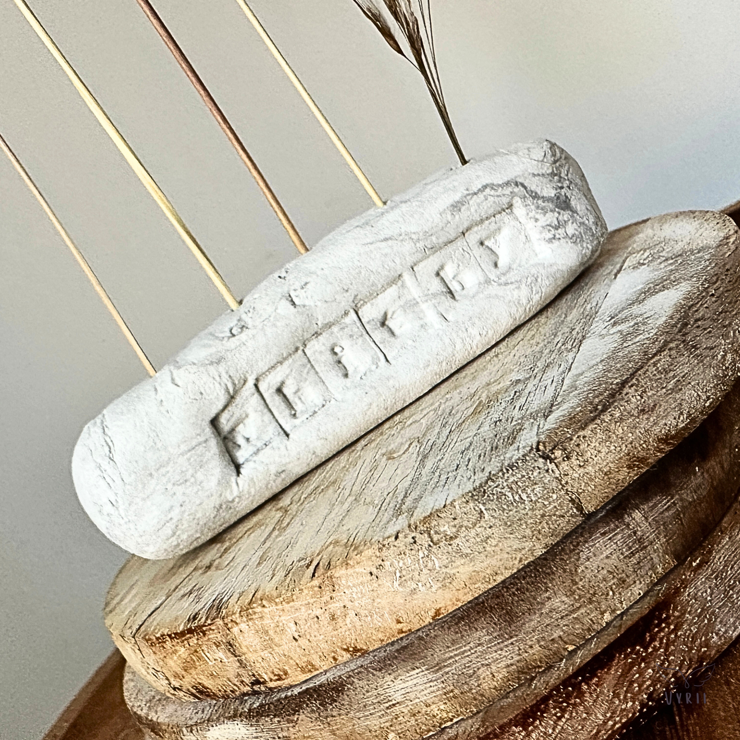 Whitby Driftwood Stem Holder
